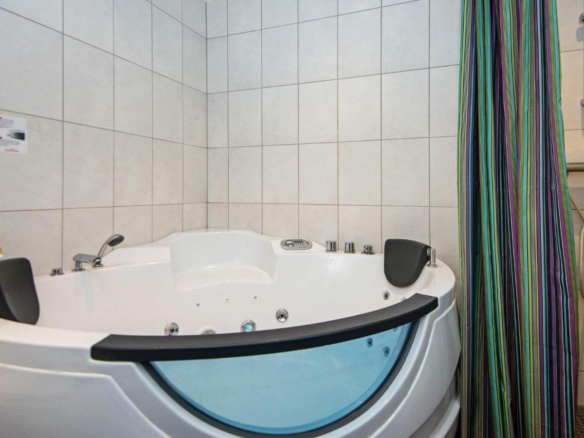 8 Person Holiday Home In R M Bolilmark Exteriér fotografie